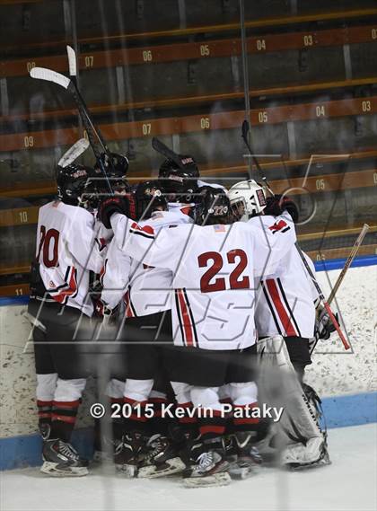 Thumbnail 3 in Westhill vs. Masuk (CIAC D3 Semifinal) photogallery.