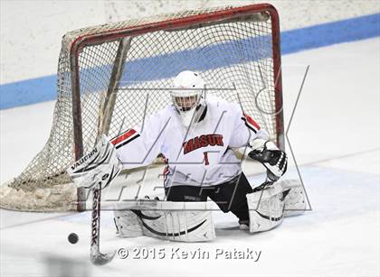 Thumbnail 3 in Westhill vs. Masuk (CIAC D3 Semifinal) photogallery.