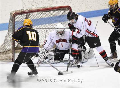 Thumbnail 3 in Westhill vs. Masuk (CIAC D3 Semifinal) photogallery.