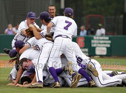 Thumbnail 1 in Sanderson vs. Ardrey Kell (NCHSAA 4-A Final - Game 2) photogallery.