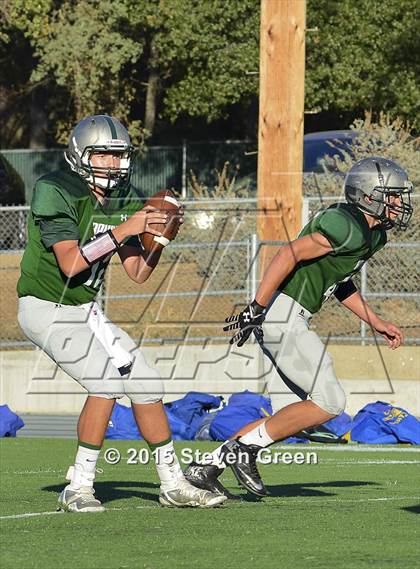 Thumbnail 3 in Del Campo @ Ponderosa photogallery.