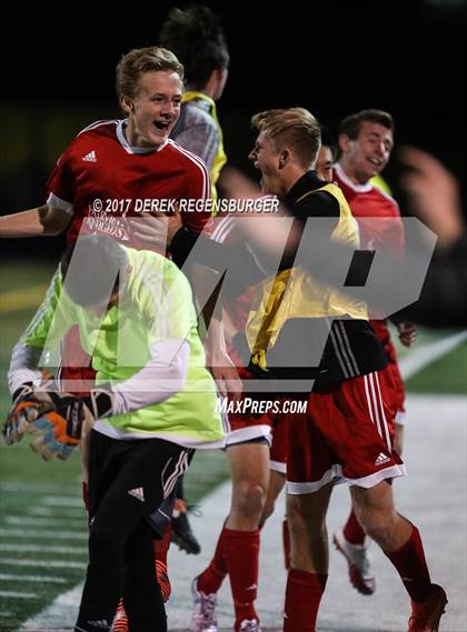 Thumbnail 1 in Fairview vs. Boulder (CHSAA 5A Playoffs) photogallery.