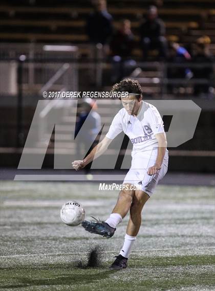 Thumbnail 2 in Fairview vs. Boulder (CHSAA 5A Playoffs) photogallery.