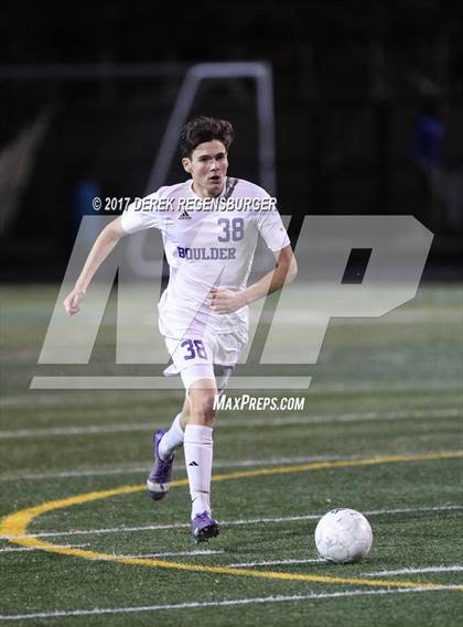 Thumbnail 3 in Fairview vs. Boulder (CHSAA 5A Playoffs) photogallery.
