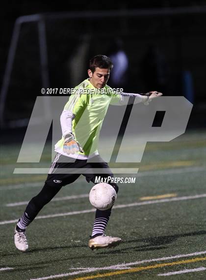 Thumbnail 3 in Fairview vs. Boulder (CHSAA 5A Playoffs) photogallery.