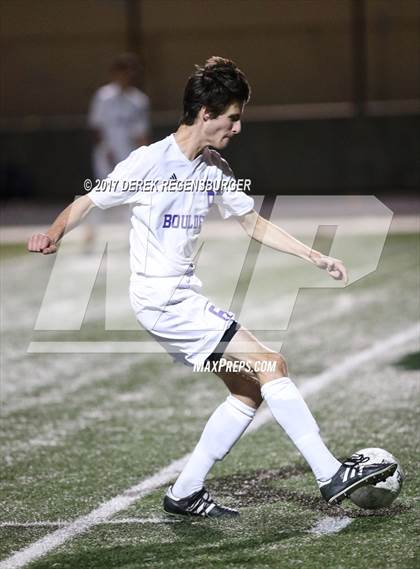 Thumbnail 1 in Fairview vs. Boulder (CHSAA 5A Playoffs) photogallery.