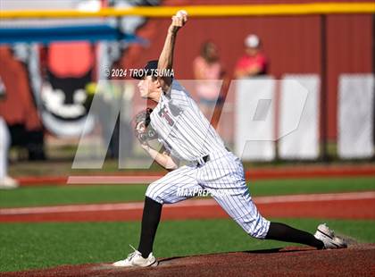 Thumbnail 1 in Central Catholic @ Tualatin (OSAA 6A Round 2) photogallery.