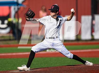 Thumbnail 3 in Central Catholic @ Tualatin (OSAA 6A Round 2) photogallery.