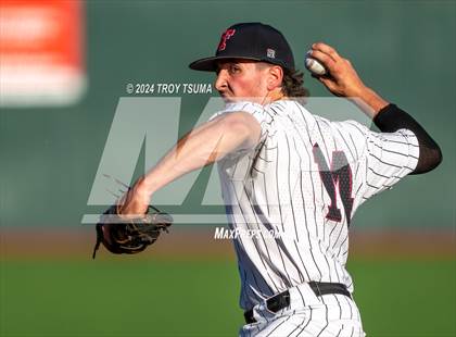 Thumbnail 2 in Central Catholic @ Tualatin (OSAA 6A Round 2) photogallery.