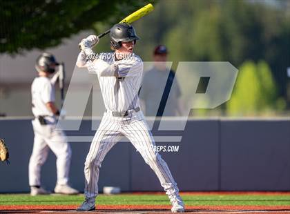 Thumbnail 3 in Central Catholic @ Tualatin (OSAA 6A Round 2) photogallery.