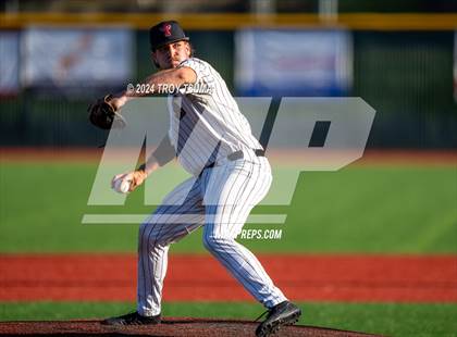 Thumbnail 2 in Central Catholic @ Tualatin (OSAA 6A Round 2) photogallery.