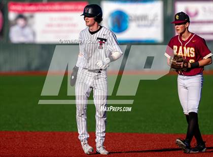 Thumbnail 3 in Central Catholic @ Tualatin (OSAA 6A Round 2) photogallery.