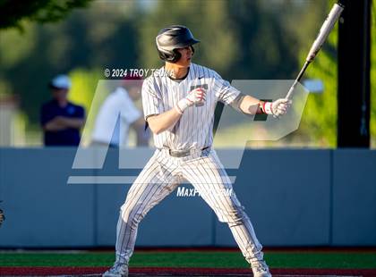Thumbnail 2 in Central Catholic @ Tualatin (OSAA 6A Round 2) photogallery.