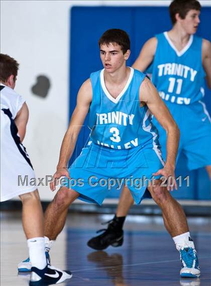 Thumbnail 3 in Trinity Valley vs Oakridge (Trinity Valley Shootout) photogallery.
