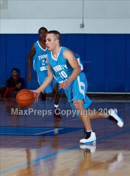 Thumbnail 3 in Trinity Valley vs Oakridge (Trinity Valley Shootout) photogallery.