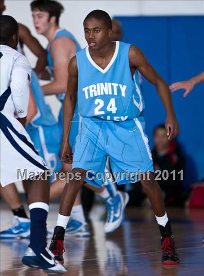 Thumbnail 2 in Trinity Valley vs Oakridge (Trinity Valley Shootout) photogallery.