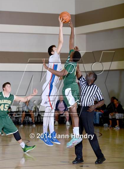 Thumbnail 1 in Damien vs. Folsom (MaxPreps Holiday Classic) photogallery.
