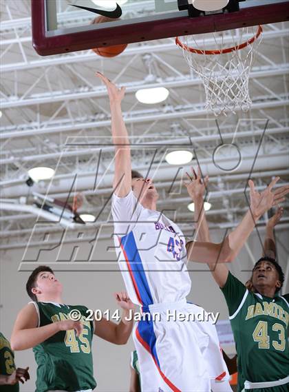 Thumbnail 1 in Damien vs. Folsom (MaxPreps Holiday Classic) photogallery.