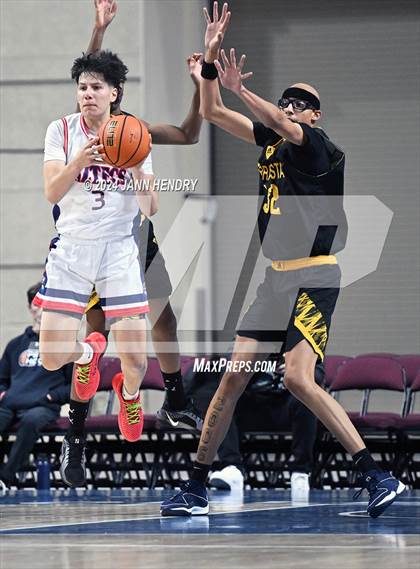 Thumbnail 3 in Sierra Vista vs. Montgomery (Tarkanian Classic) photogallery.
