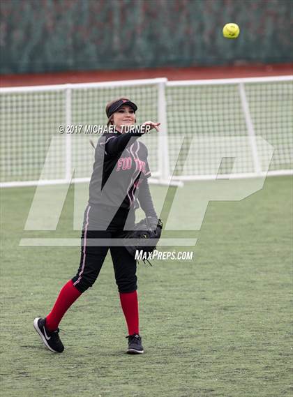 Thumbnail 3 in Foothill vs. Shasta photogallery.