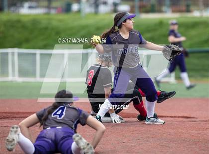 Thumbnail 2 in Foothill vs. Shasta photogallery.