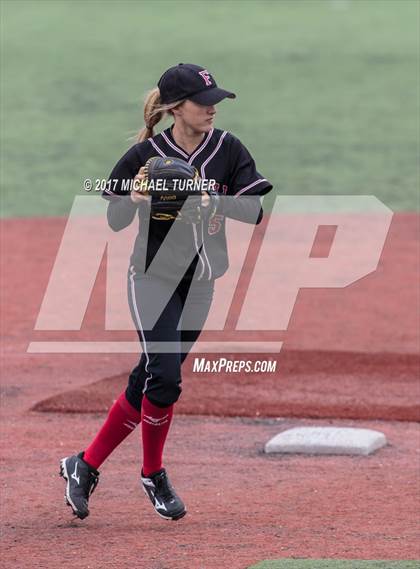 Thumbnail 2 in Foothill vs. Shasta photogallery.