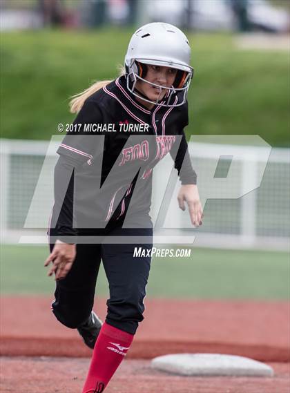Thumbnail 3 in Foothill vs. Shasta photogallery.