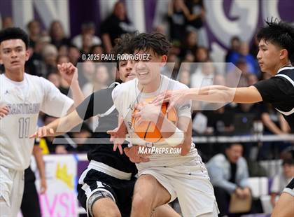 Thumbnail 2 in Santiago vs Pacifica (CIF-SS D4AA Semifinal) photogallery.