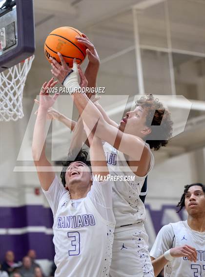 Thumbnail 1 in Santiago vs Pacifica (CIF-SS D4AA Semifinal) photogallery.