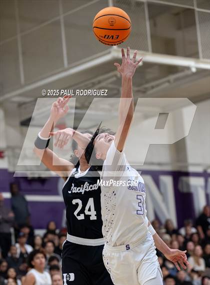 Thumbnail 2 in Santiago vs Pacifica (CIF-SS D4AA Semifinal) photogallery.