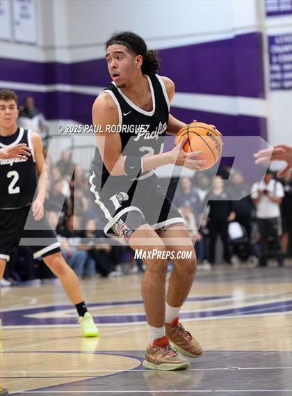 Thumbnail 2 in Santiago vs Pacifica (CIF-SS D4AA Semifinal) photogallery.