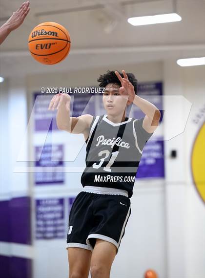 Thumbnail 1 in Santiago vs Pacifica (CIF-SS D4AA Semifinal) photogallery.