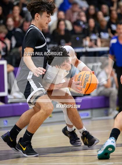 Thumbnail 1 in Santiago vs Pacifica (CIF-SS D4AA Semifinal) photogallery.