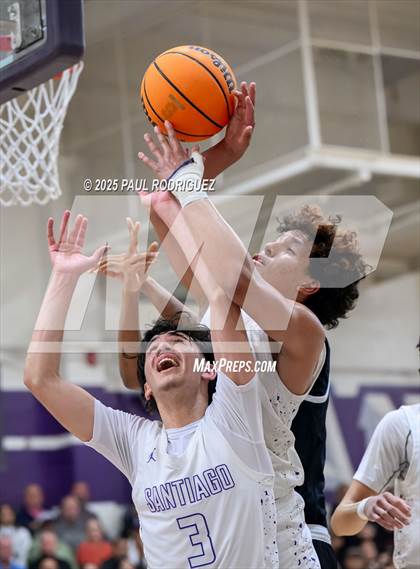 Thumbnail 2 in Santiago vs Pacifica (CIF-SS D4AA Semifinal) photogallery.