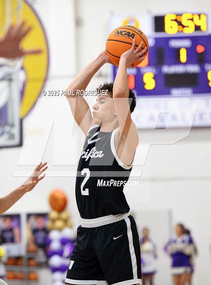 Thumbnail 1 in Santiago vs Pacifica (CIF-SS D4AA Semifinal) photogallery.