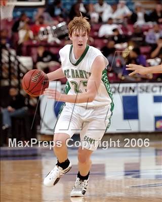 Thumbnail 2 in Sacramento vs. St. Mary's (SJS D3 Final) photogallery.
