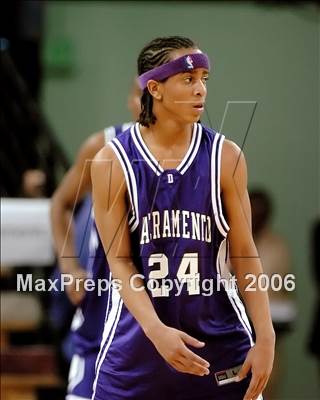 Thumbnail 3 in Sacramento vs. St. Mary's (SJS D3 Final) photogallery.