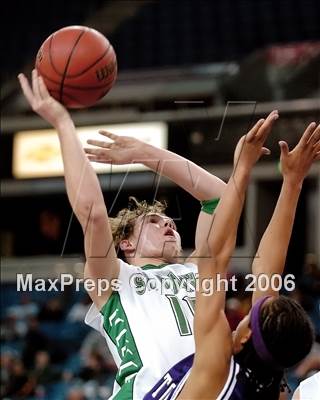 Thumbnail 3 in Sacramento vs. St. Mary's (SJS D3 Final) photogallery.
