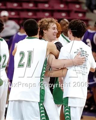 Thumbnail 1 in Sacramento vs. St. Mary's (SJS D3 Final) photogallery.
