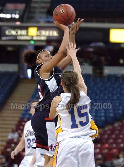 Thumbnail 2 in Modesto Christian vs. Linden (CIF SJS D4 Final) photogallery.