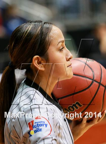 Thumbnail 2 in Desert Vista vs. Westview (AIA D1 Final) photogallery.
