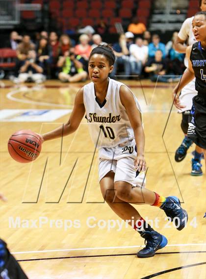 Thumbnail 2 in Desert Vista vs. Westview (AIA D1 Final) photogallery.