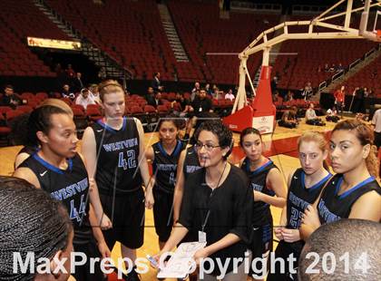 Thumbnail 1 in Desert Vista vs. Westview (AIA D1 Final) photogallery.