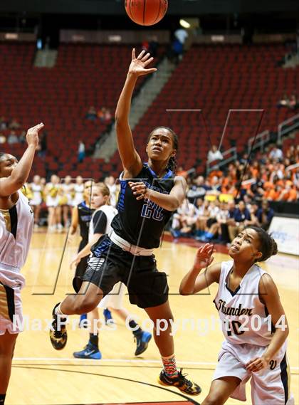 Thumbnail 3 in Desert Vista vs. Westview (AIA D1 Final) photogallery.