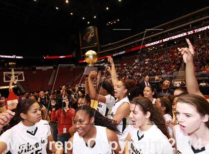 Thumbnail 2 in Desert Vista vs. Westview (AIA D1 Final) photogallery.