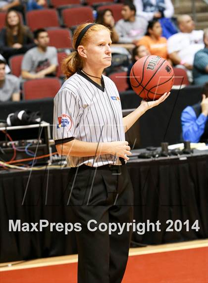 Thumbnail 2 in Desert Vista vs. Westview (AIA D1 Final) photogallery.