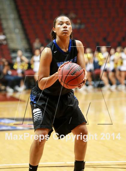 Thumbnail 3 in Desert Vista vs. Westview (AIA D1 Final) photogallery.