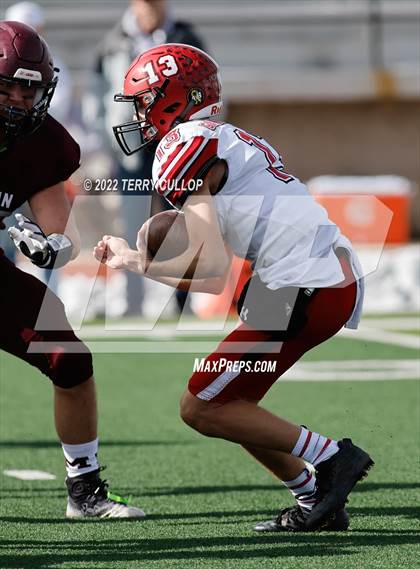 Thumbnail 2 in Grantsville vs. Morgan (UHSAA 3A Semifinal) photogallery.