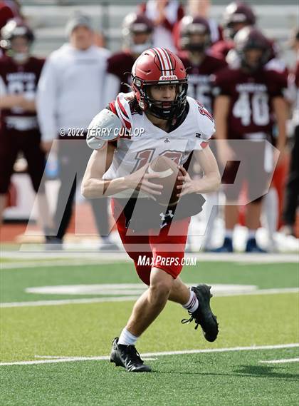 Thumbnail 1 in Grantsville vs. Morgan (UHSAA 3A Semifinal) photogallery.