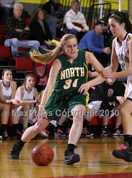 Thumbnail 3 in Orchard Park vs. Williamsville North (Section VI AA Semifinal) photogallery.